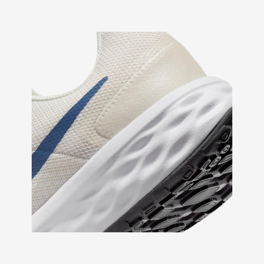 Nike Revolution 6 GS Kids' Road Running Sneakers