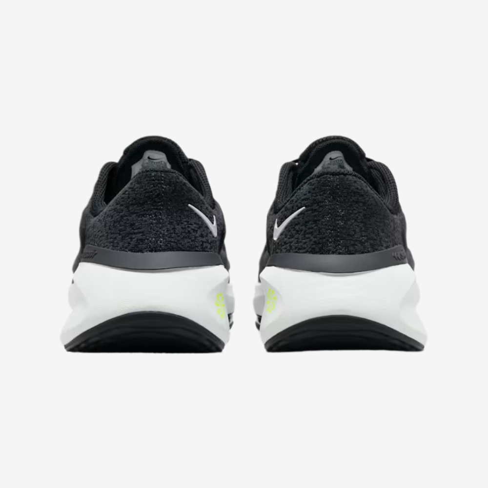 Nike Versair Women's Training Sneakers