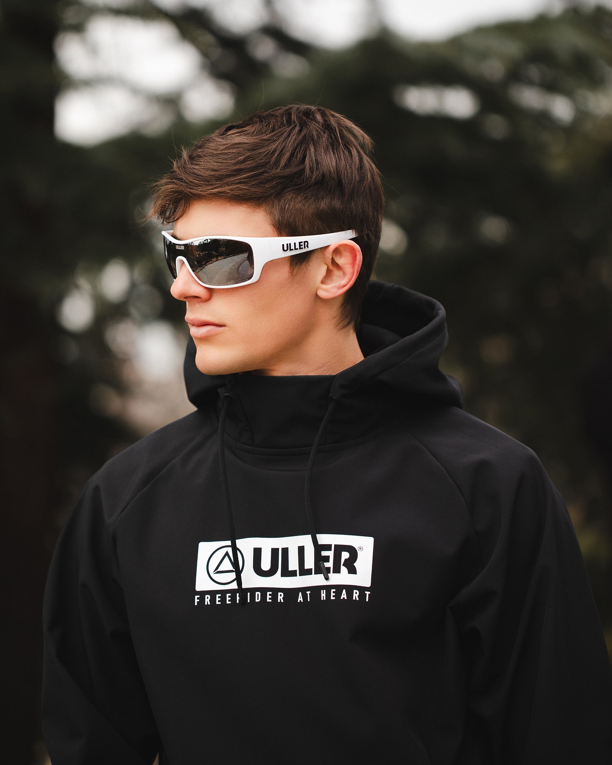 Volcano White / Grey