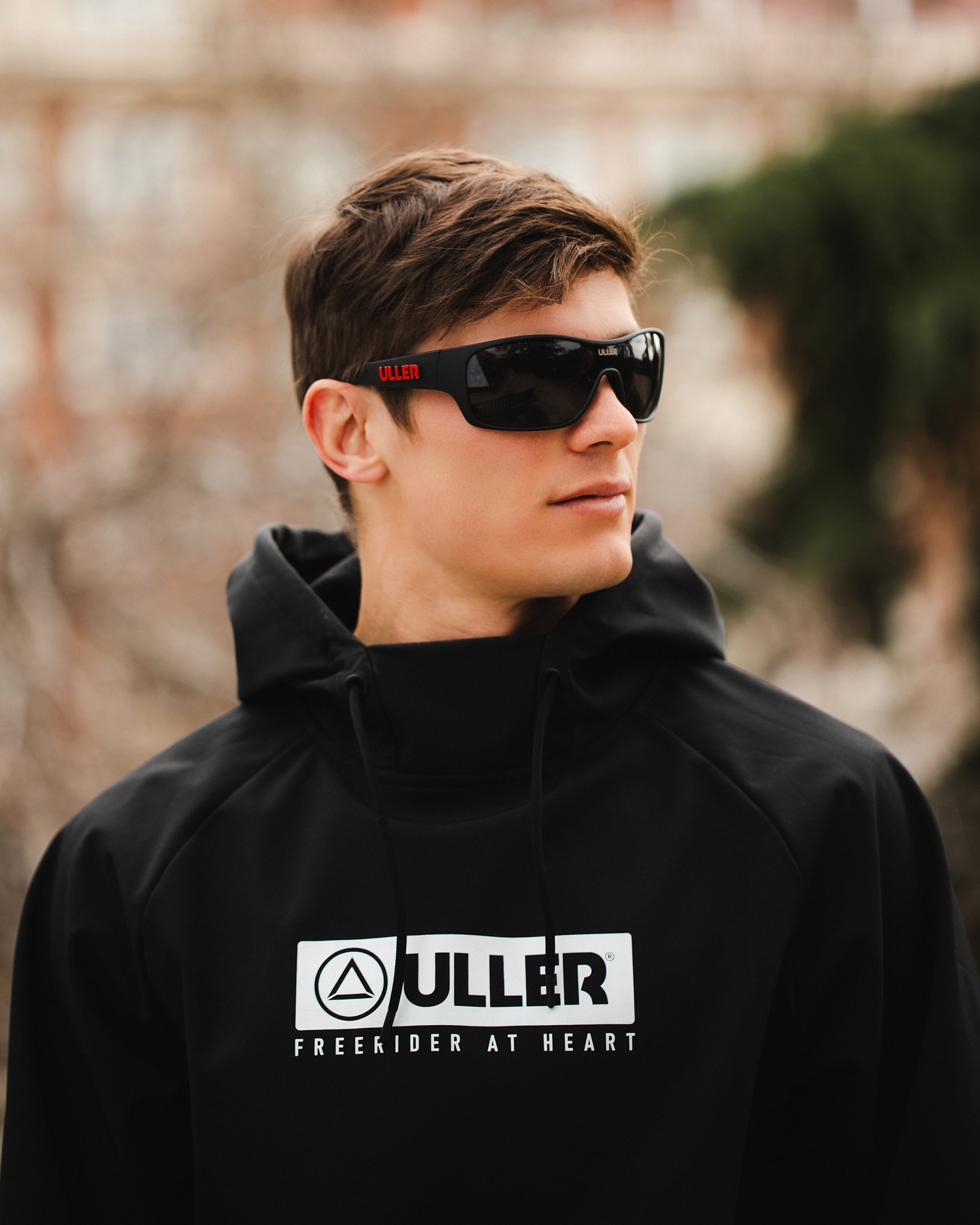 Volcano Black / Black