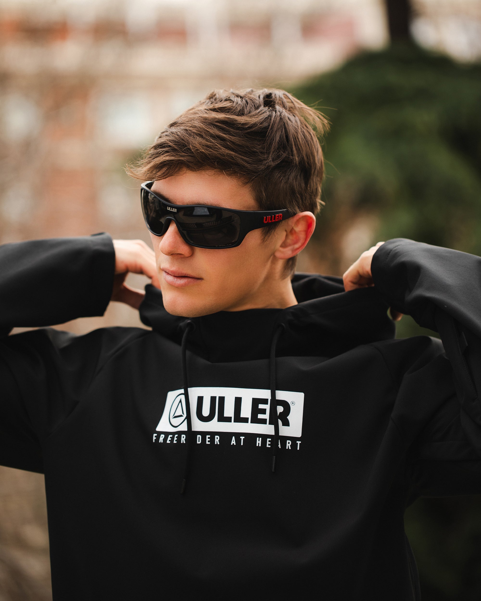 Volcano Black / Black