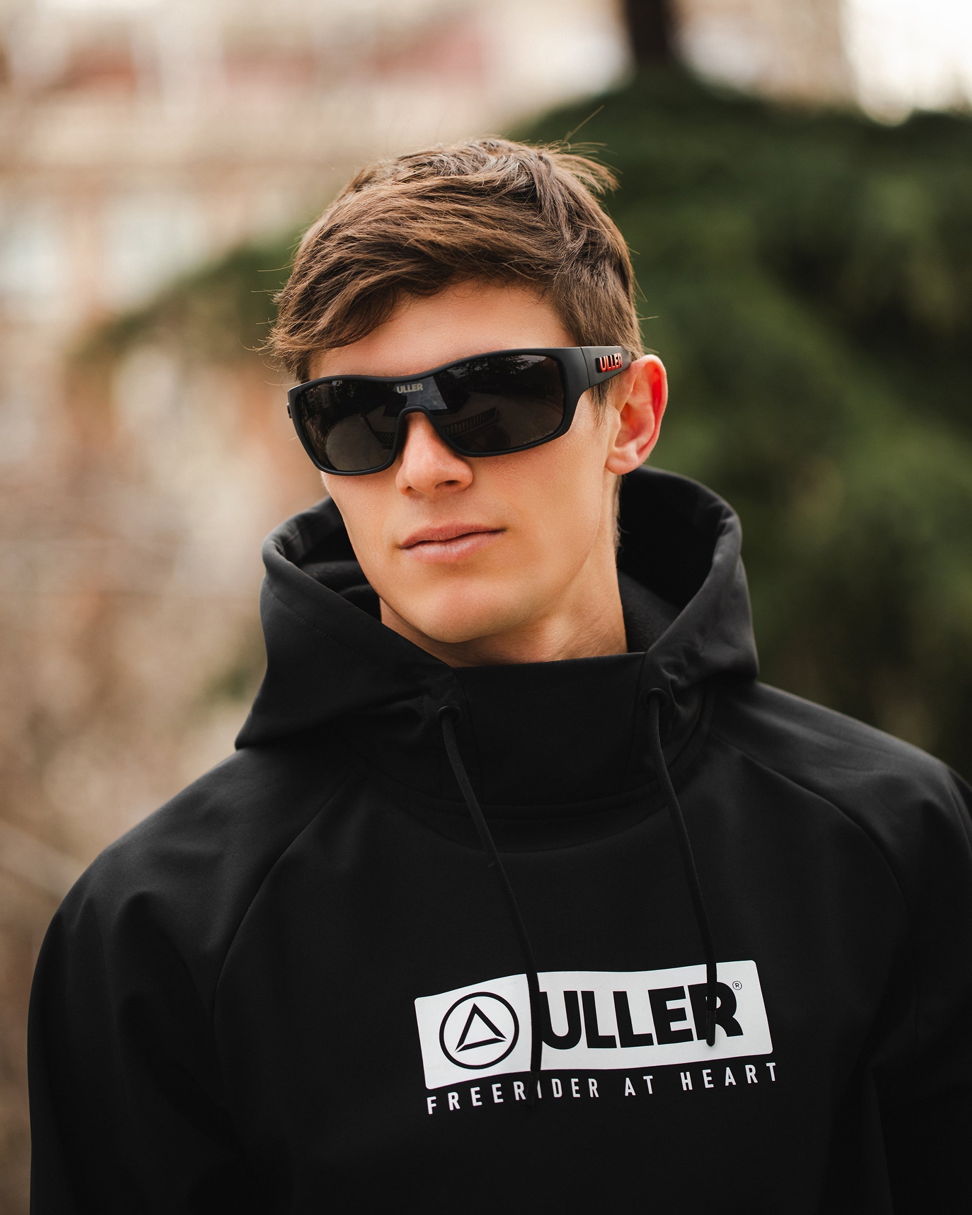 Volcano Black / Black