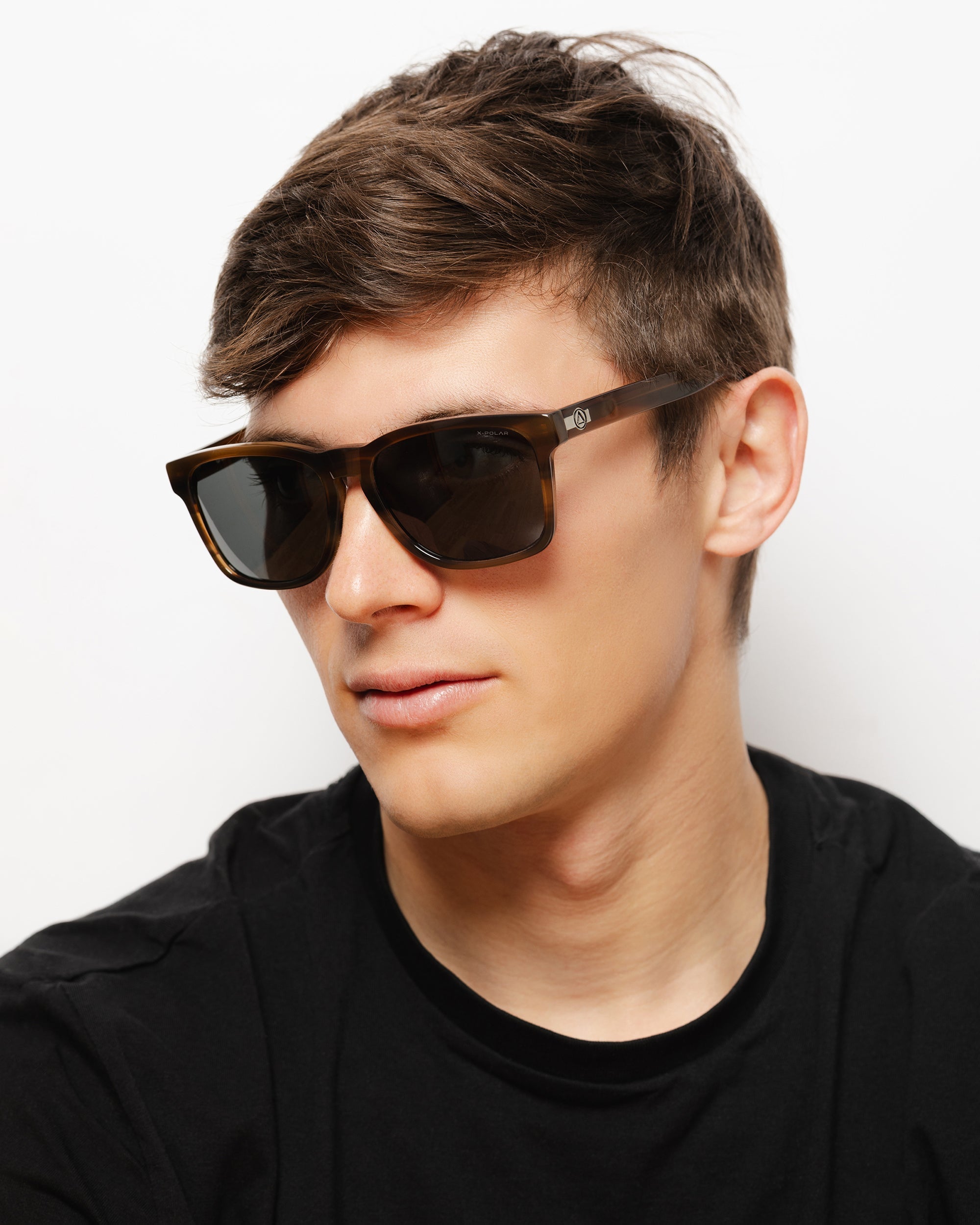 Jib Brown Tortoise / Black