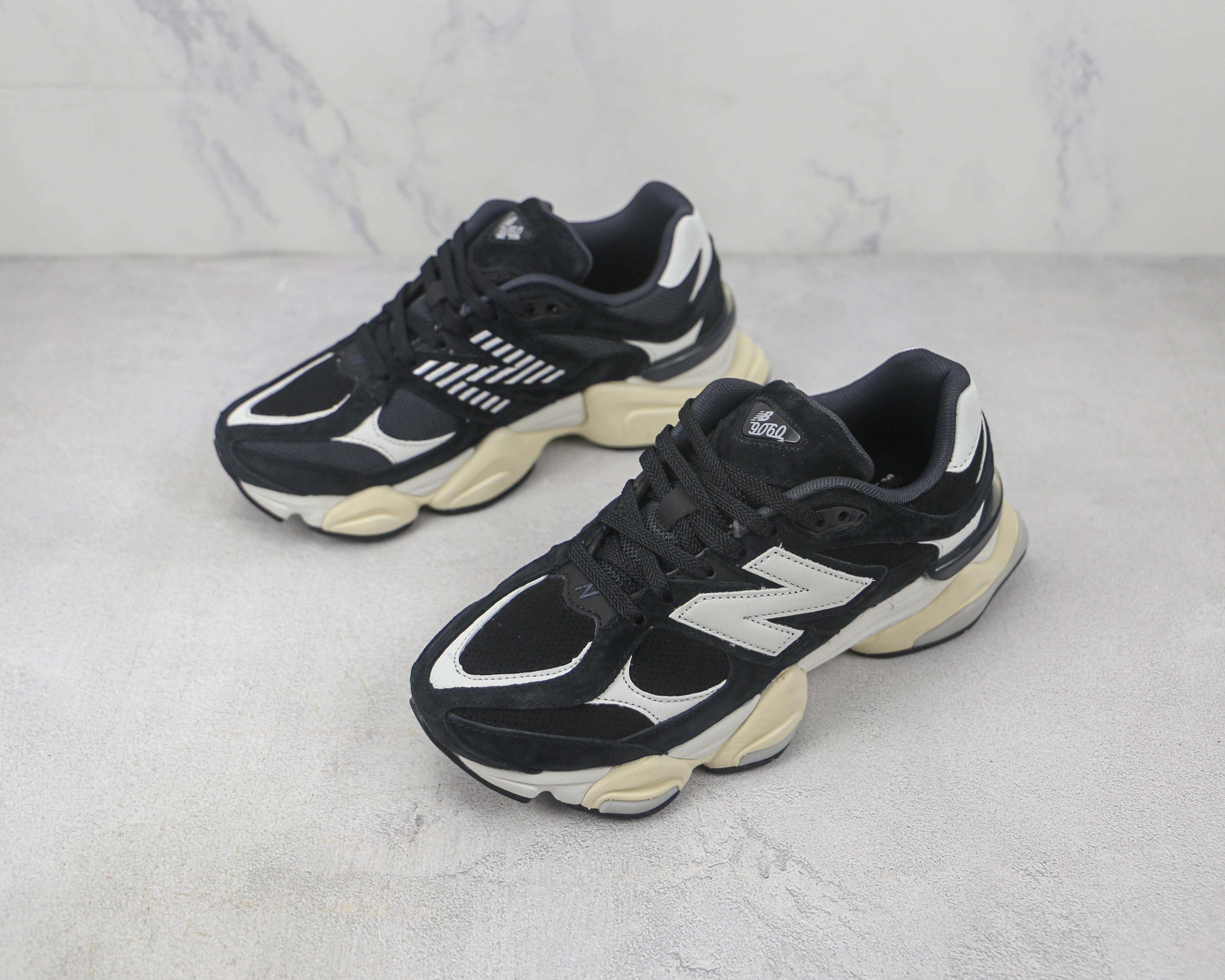 NB 9060 Black White