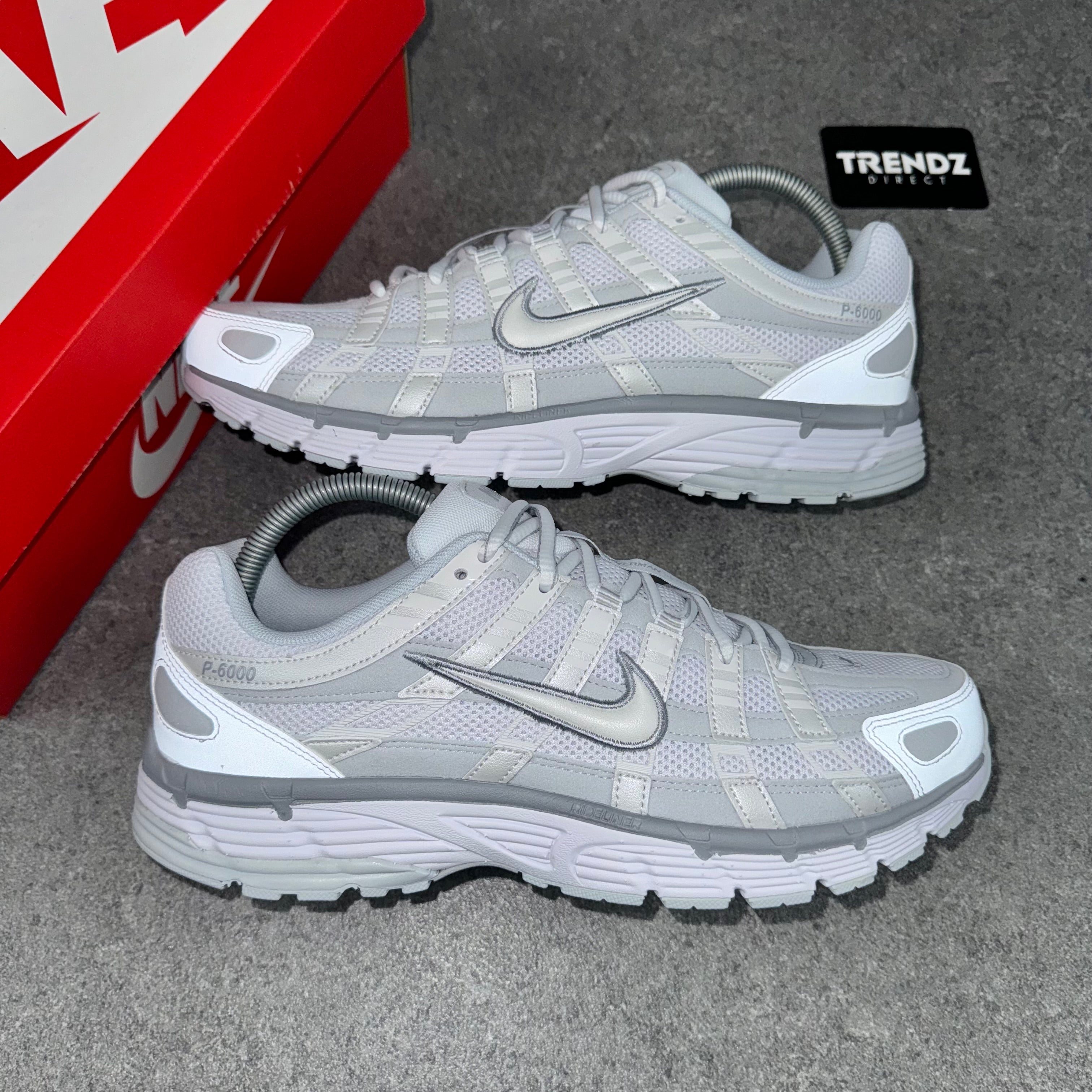 NIKE P-6000 - SUMMIT WHITE