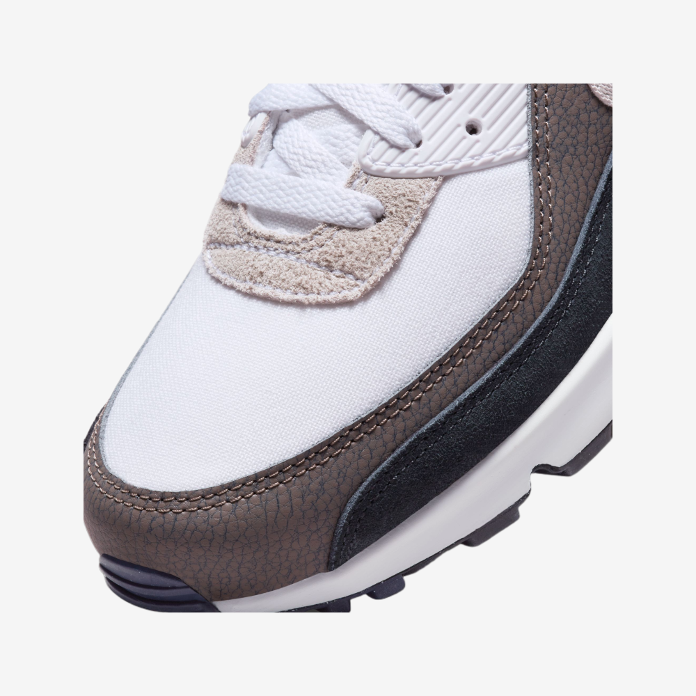 Nike Air Max 90 Men's Lifestyle Sneakers
