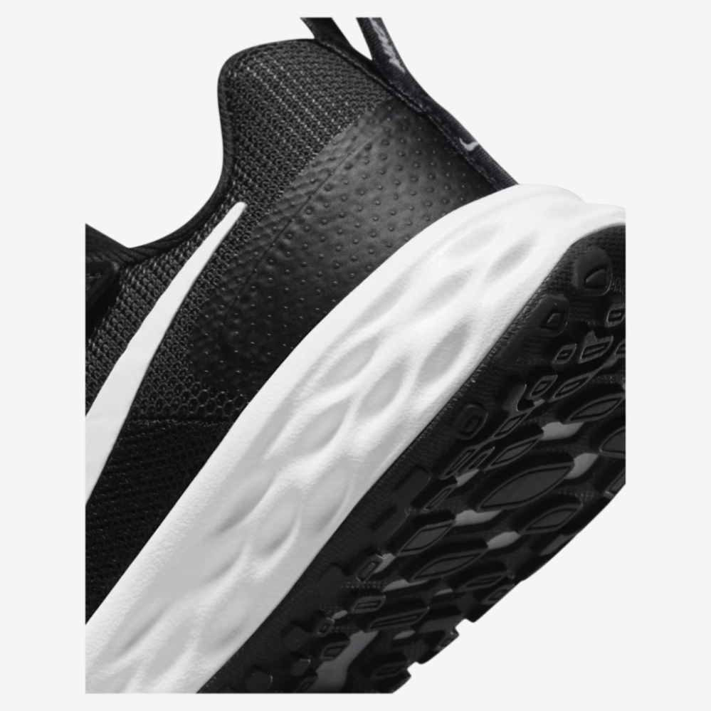 Nike Revolution 6 Kids' Road Running Sneakers