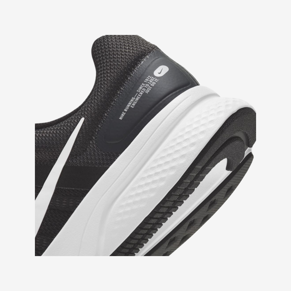 Nike Run Swift 2 Women's Road Running Sneakers