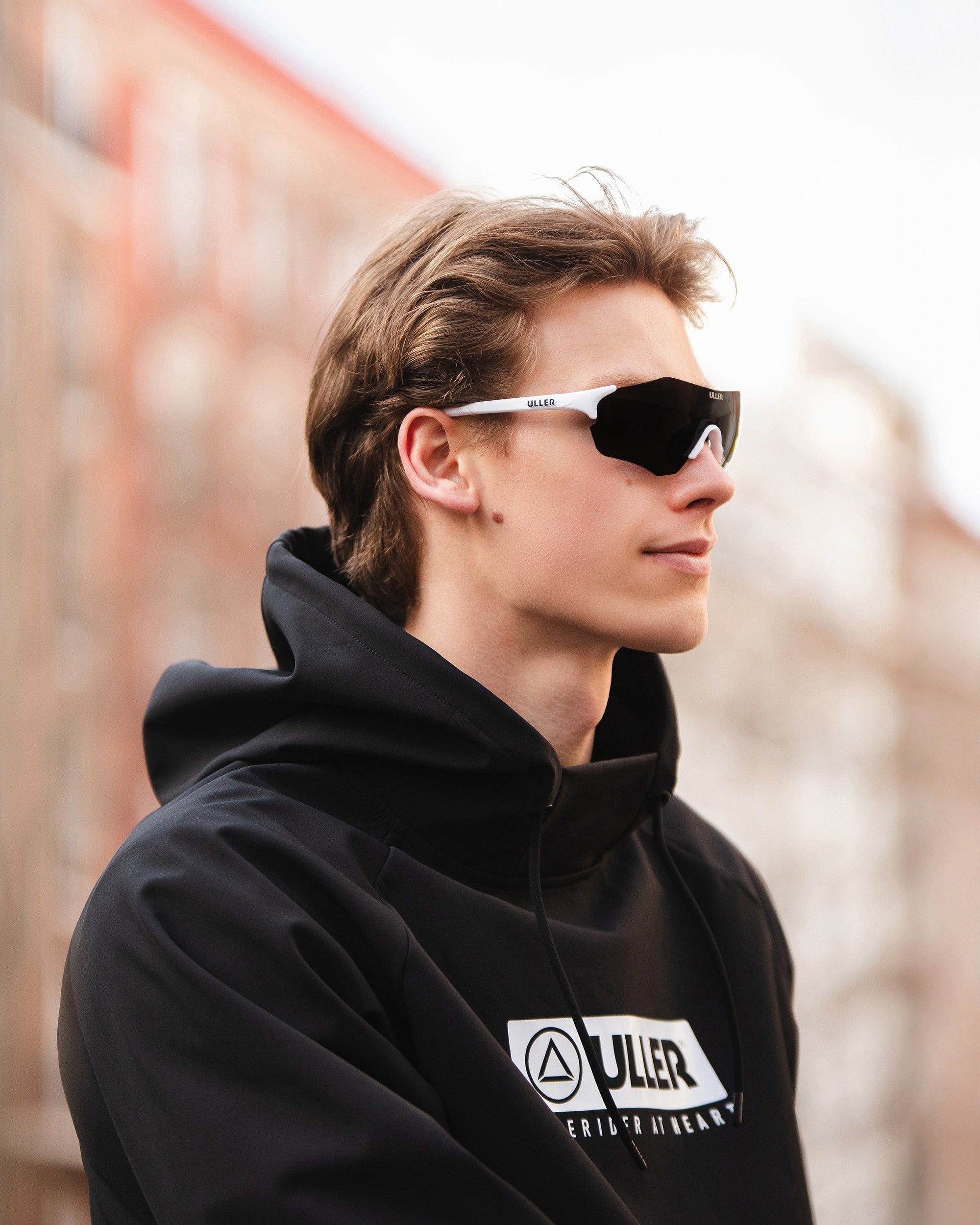 Impulse White / Black