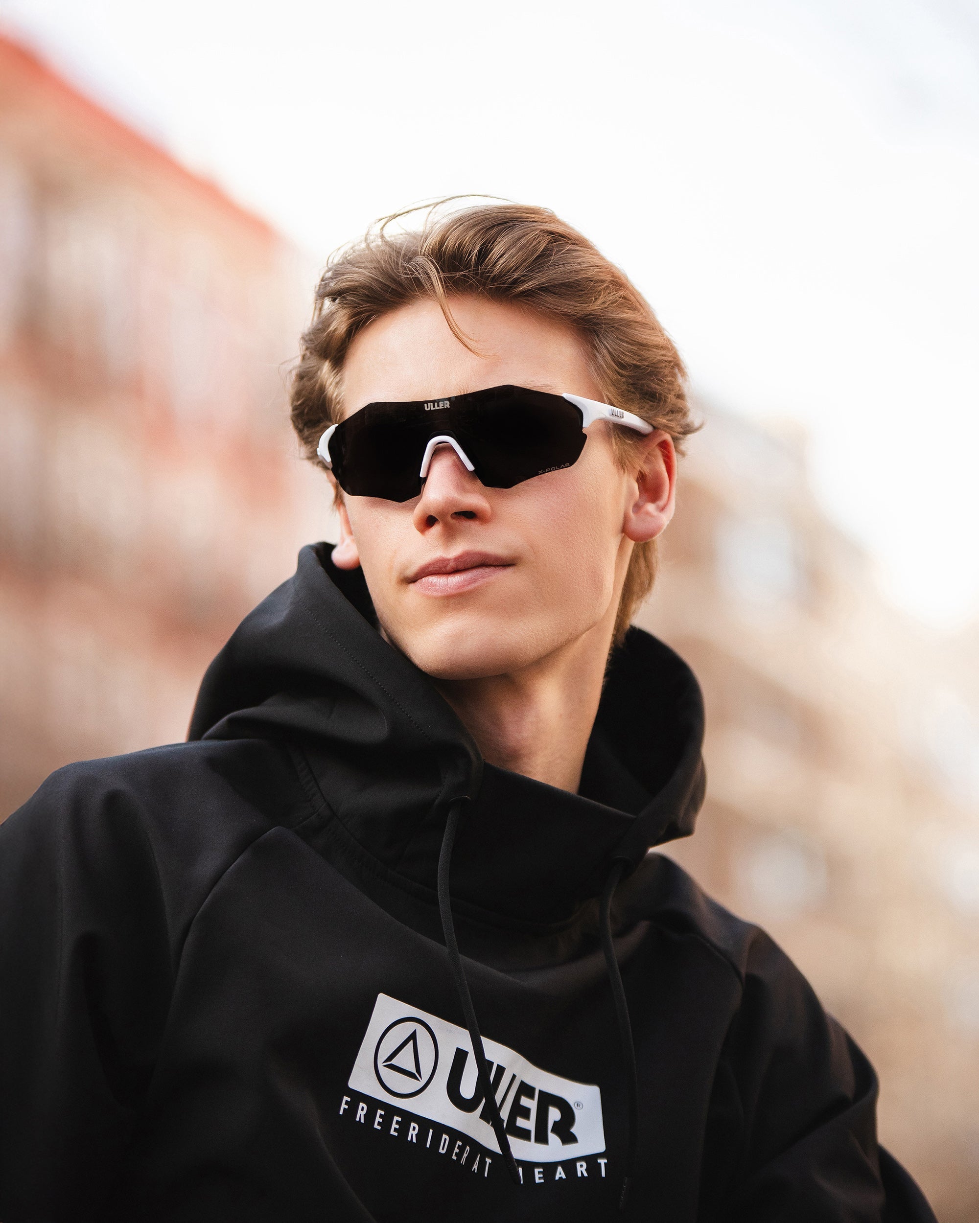 Impulse White / Black