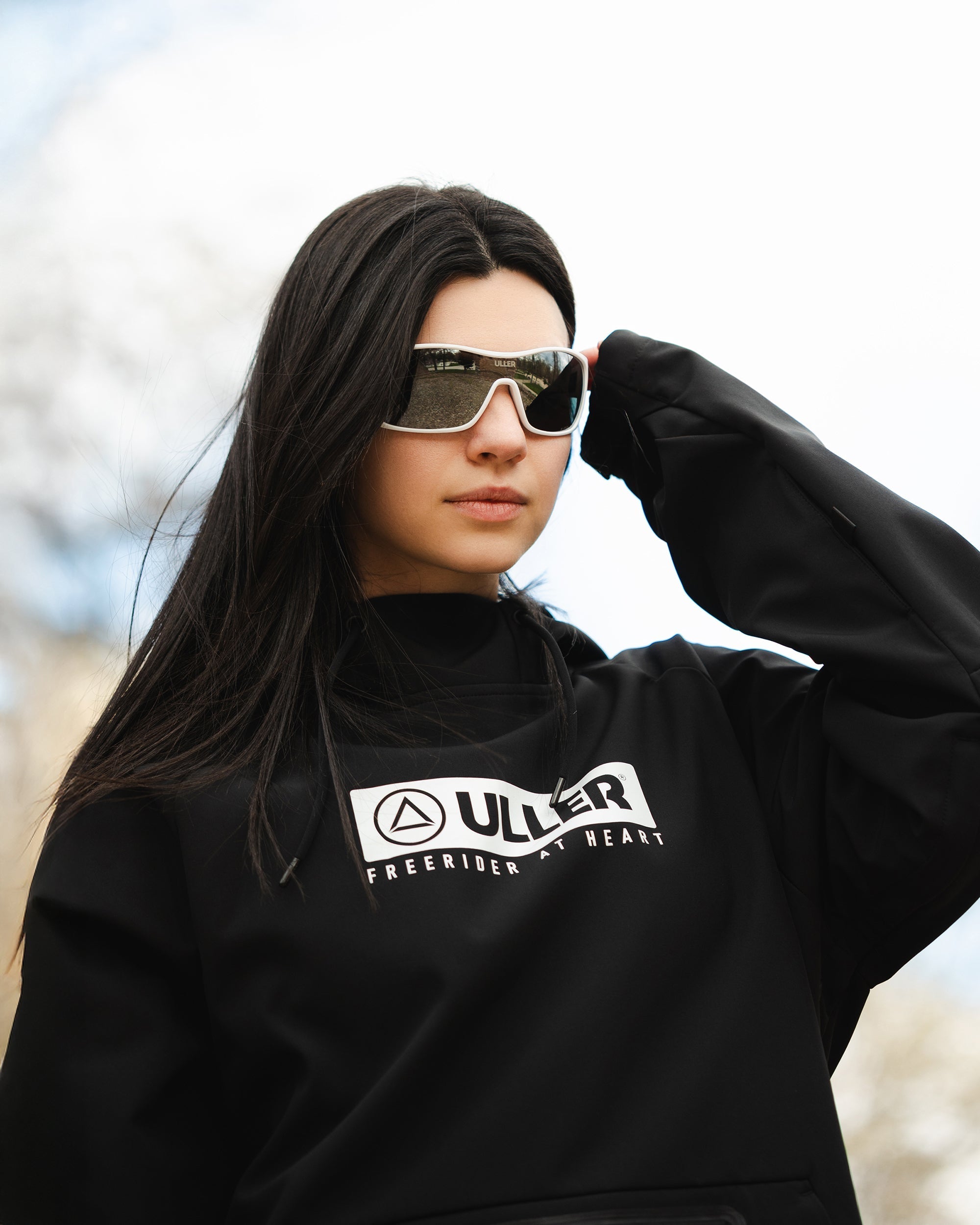 Volcano White / Grey